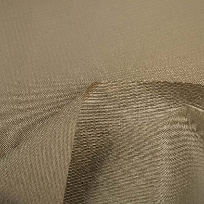 Tissu imperméable et respirant